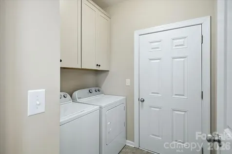 5618 Stonewells Drive Charlotte NC 28278