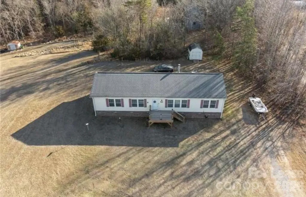 4362 County Home Road Blanch NC 27212