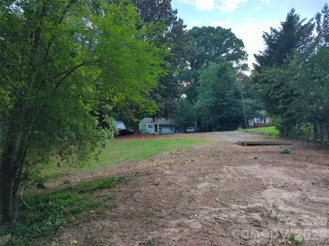 2335 Orton Street Charlotte NC 28208