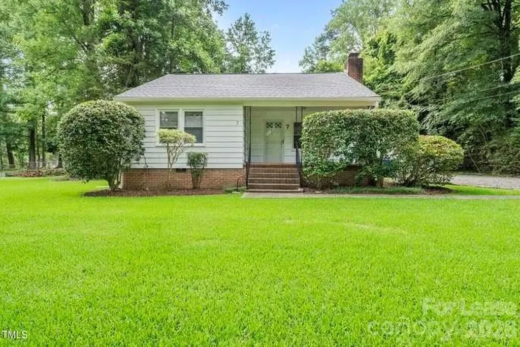 7 Meadowbrook Avenue Durham NC 27712