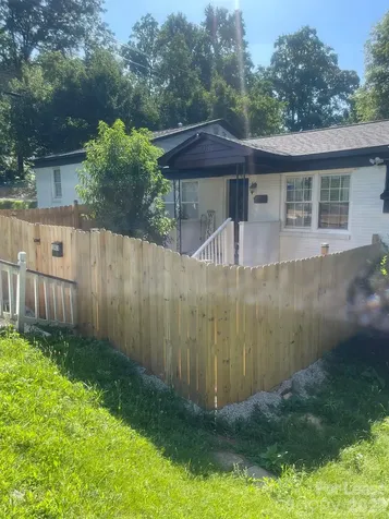 1005 Andrill Terrace Charlotte NC 28216