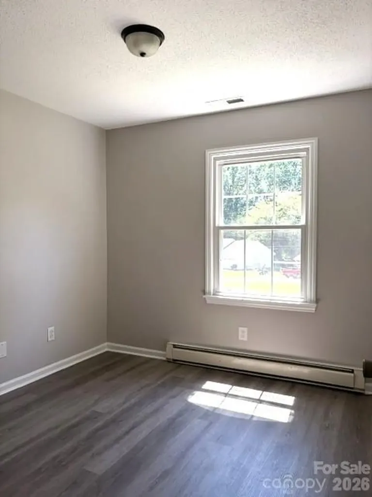 4617 Oakwood Circle Gastonia NC 28056
