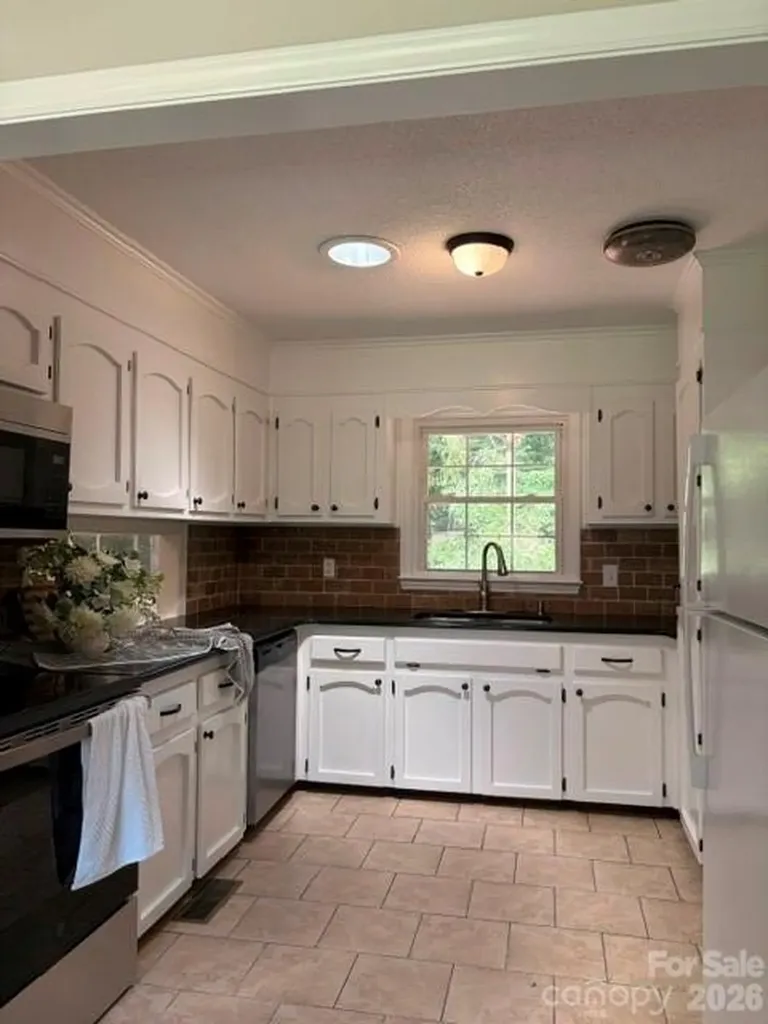 4617 Oakwood Circle Gastonia NC 28056