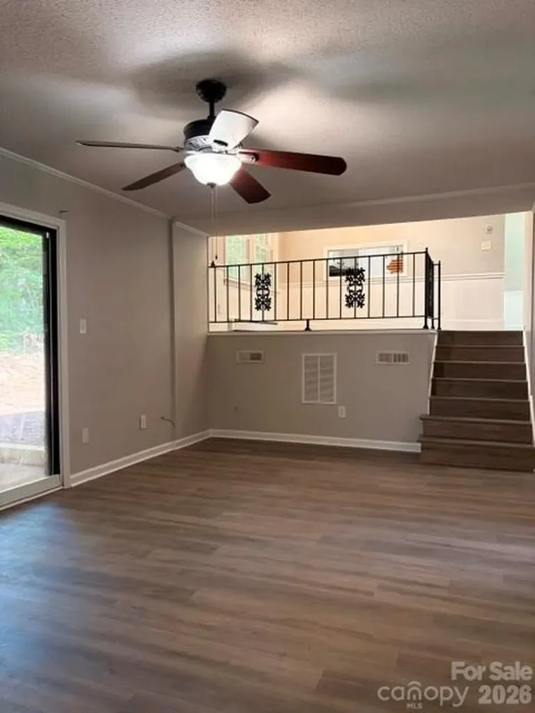 4617 Oakwood Circle Gastonia NC 28056