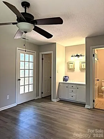 4617 Oakwood Circle Gastonia NC 28056
