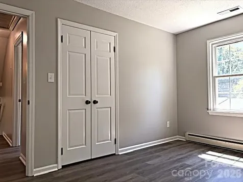 4617 Oakwood Circle Gastonia NC 28056