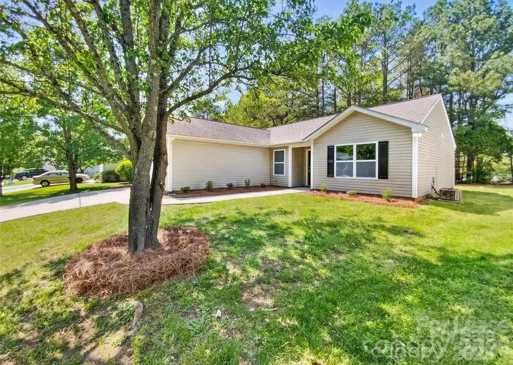 2512 Captains Watch Road NE Kannapolis NC 28083