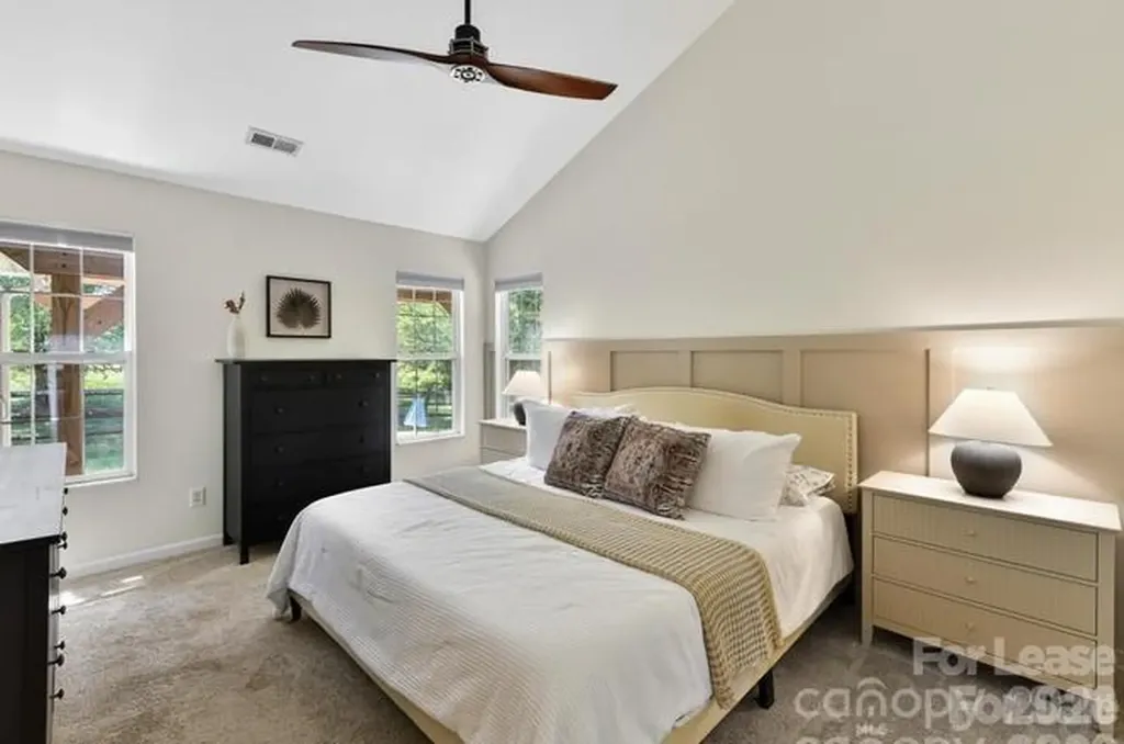 4131 Huntmeadow Drive Charlotte NC 28269