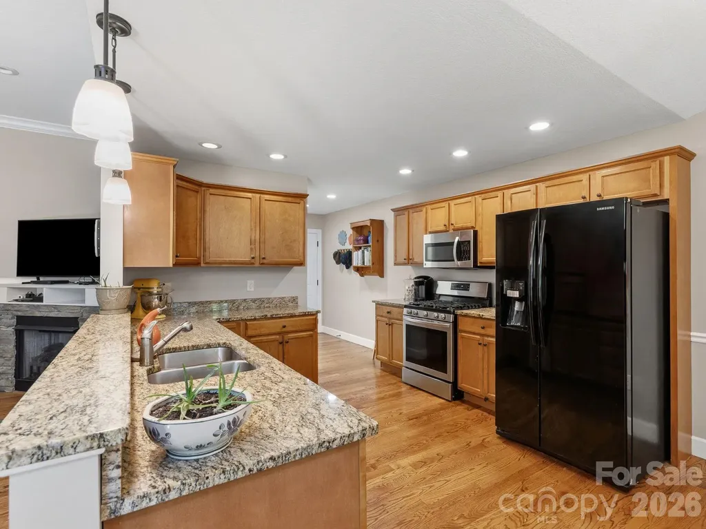 16 Jennlynn Drive Arden NC 28704