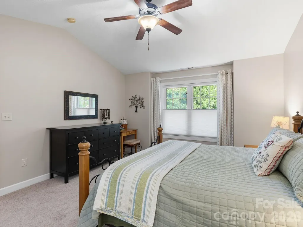 16 Jennlynn Drive Arden NC 28704