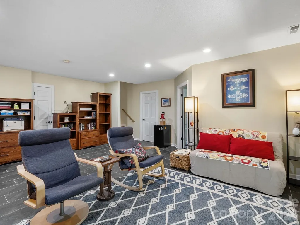 16 Jennlynn Drive Arden NC 28704