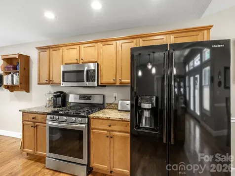 16 Jennlynn Drive Arden NC 28704