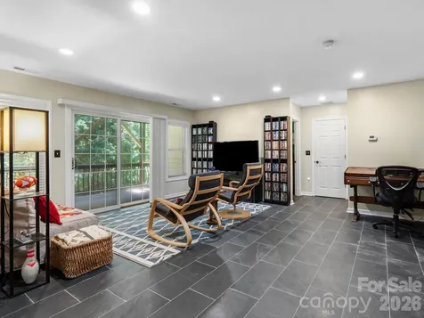 16 Jennlynn Drive Arden NC 28704