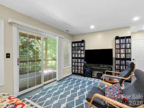 16 Jennlynn Drive Arden NC 28704