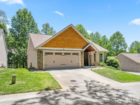 16 Jennlynn Drive Arden NC 28704