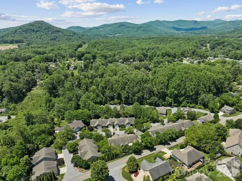 16 Jennlynn Drive Arden NC 28704
