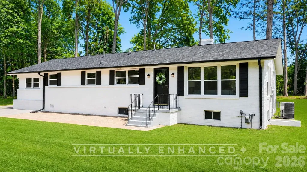 965 23rd Avenue NE Hickory NC 28601