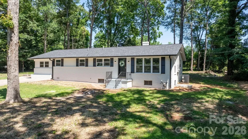 965 23rd Avenue NE Hickory NC 28601