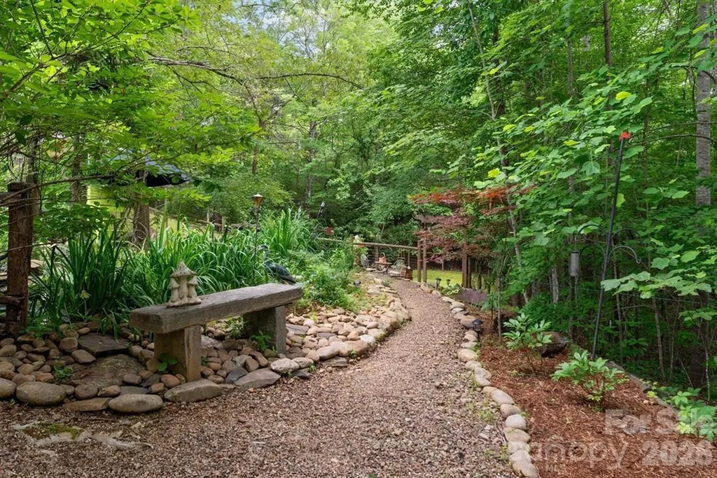 175 Green Hills Road Mill Spring NC 28756