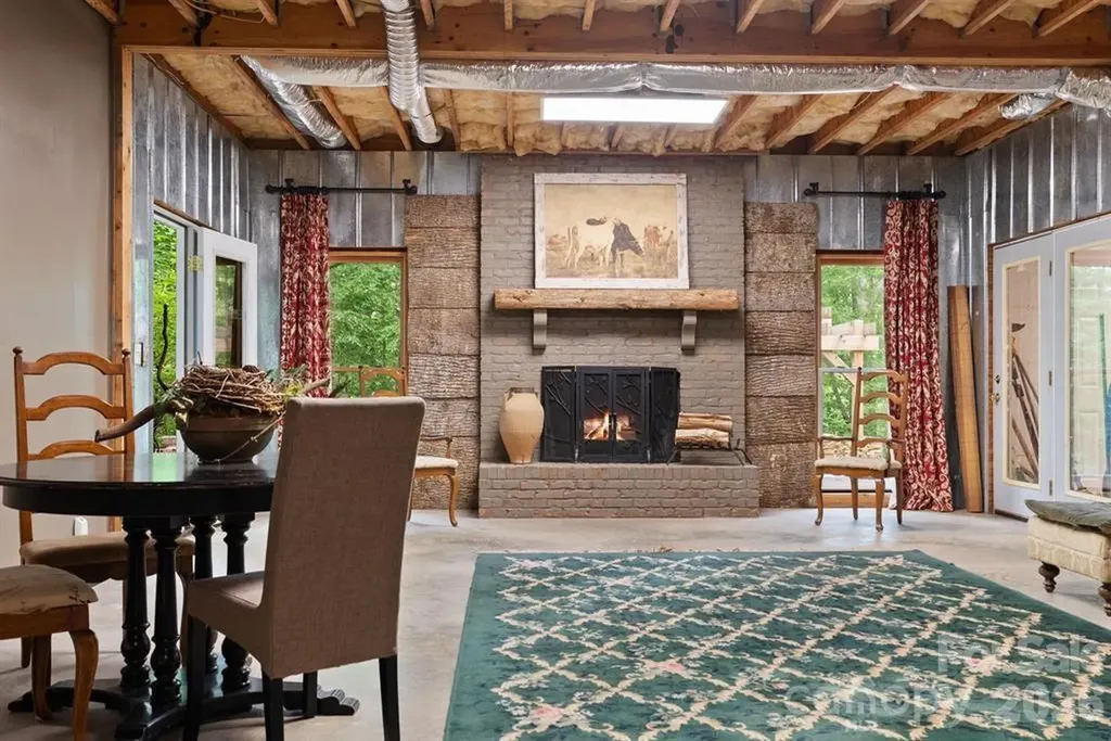 175 Green Hills Road Mill Spring NC 28756