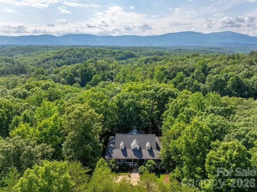 175 Green Hills Road Mill Spring NC 28756
