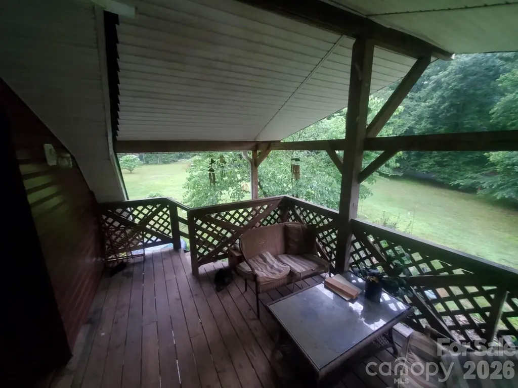 1480 Davis Mountain Road Hendersonville NC 28739