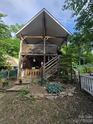 1480 Davis Mountain Road Hendersonville NC 28739
