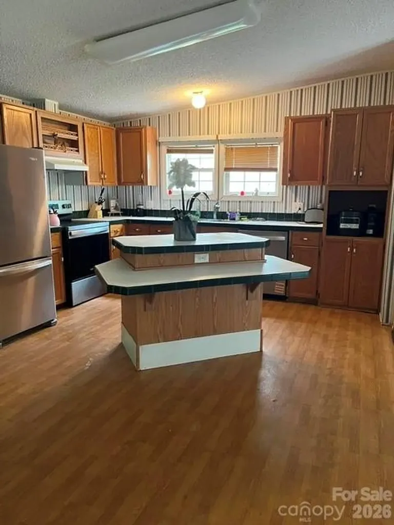 6 John Hazel Drive Swannanoa NC 28778