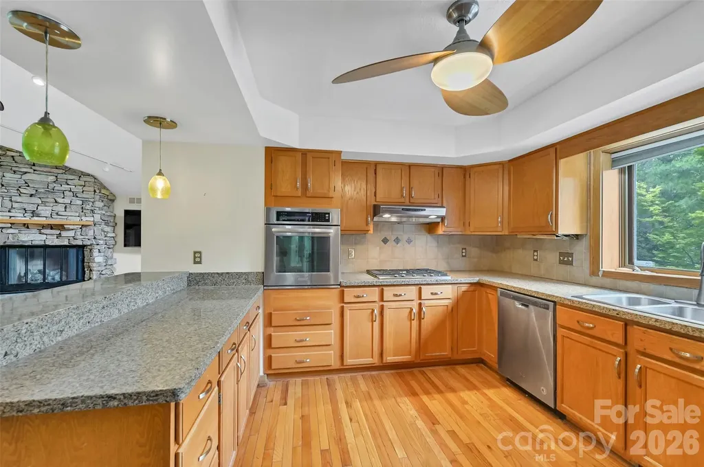 300 Ethan Pond Way Hendersonville NC 28791