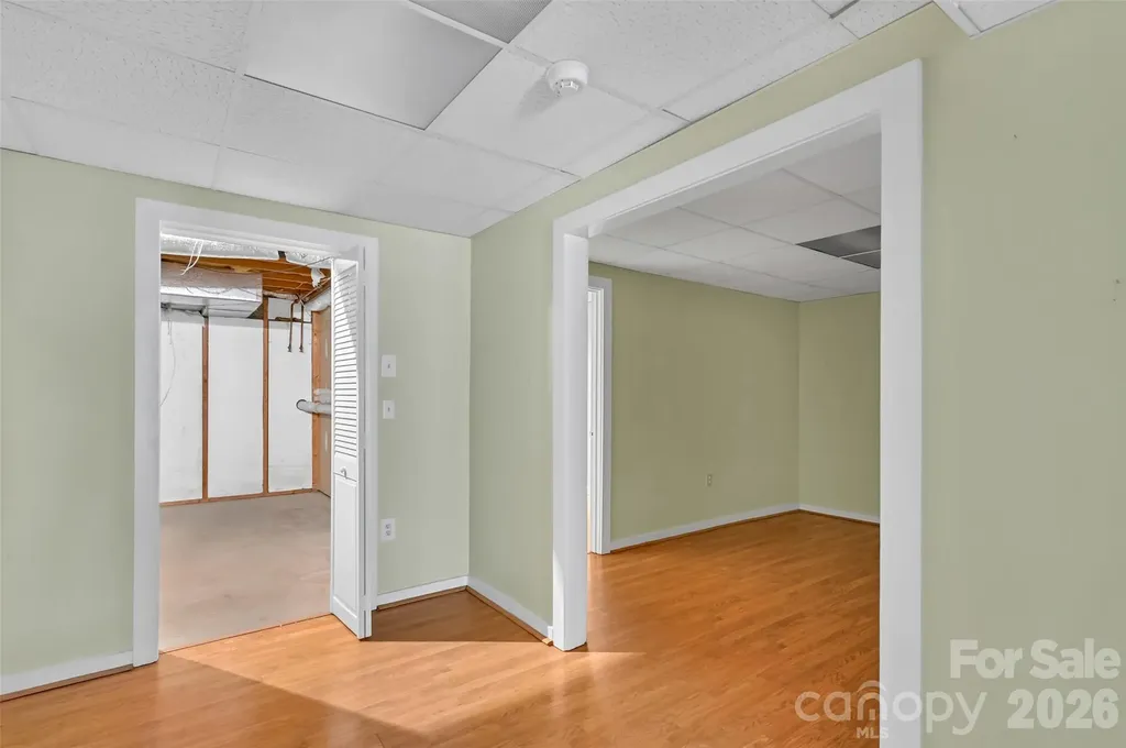 300 Ethan Pond Way Hendersonville NC 28791