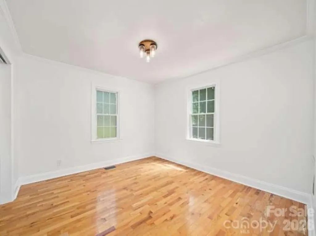 308 Browntown Road Leicester NC 28748