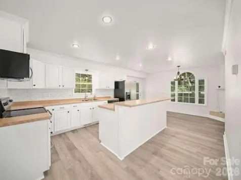 308 Browntown Road Leicester NC 28748