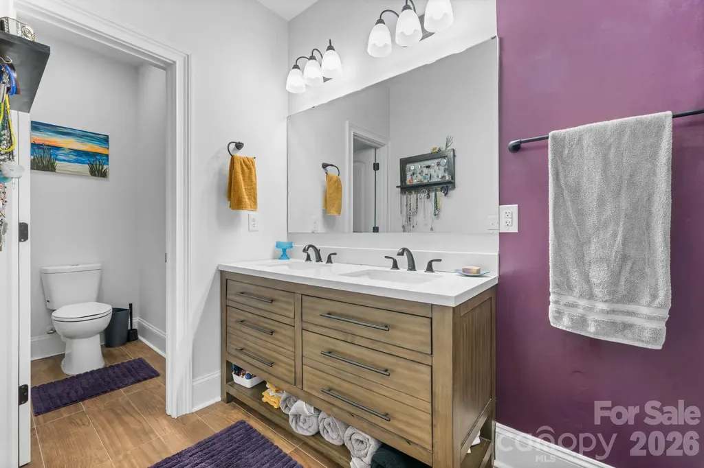 329 W F Street Newton NC 28658