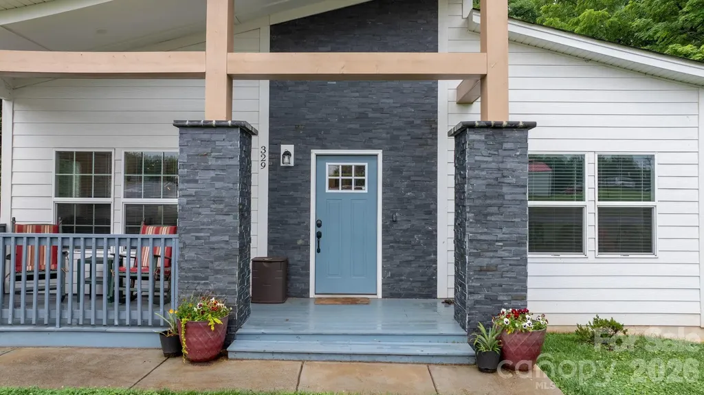 329 W F Street Newton NC 28658