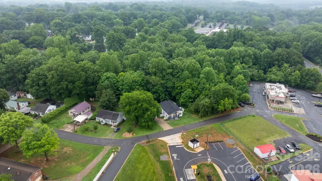 329 W F Street Newton NC 28658