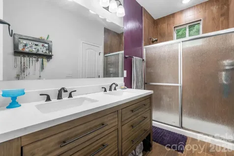 329 W F Street Newton NC 28658
