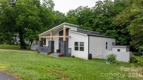 329 W F Street Newton NC 28658
