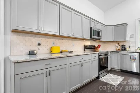 329 W F Street Newton NC 28658