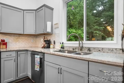 329 W F Street Newton NC 28658