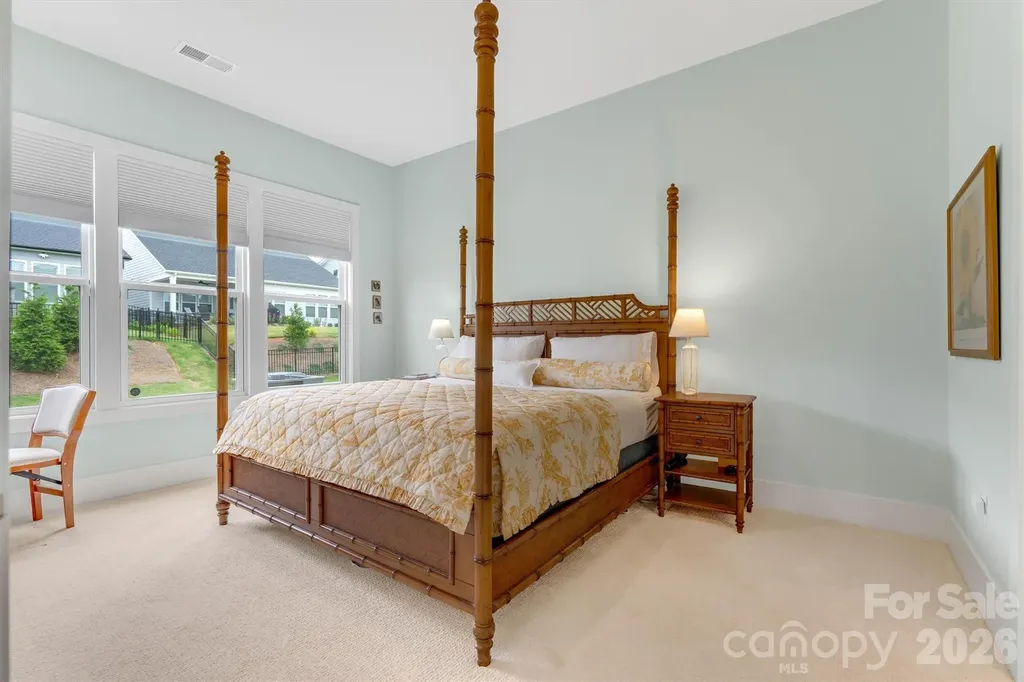 8025 Brookbank Drive Charlotte NC 28269