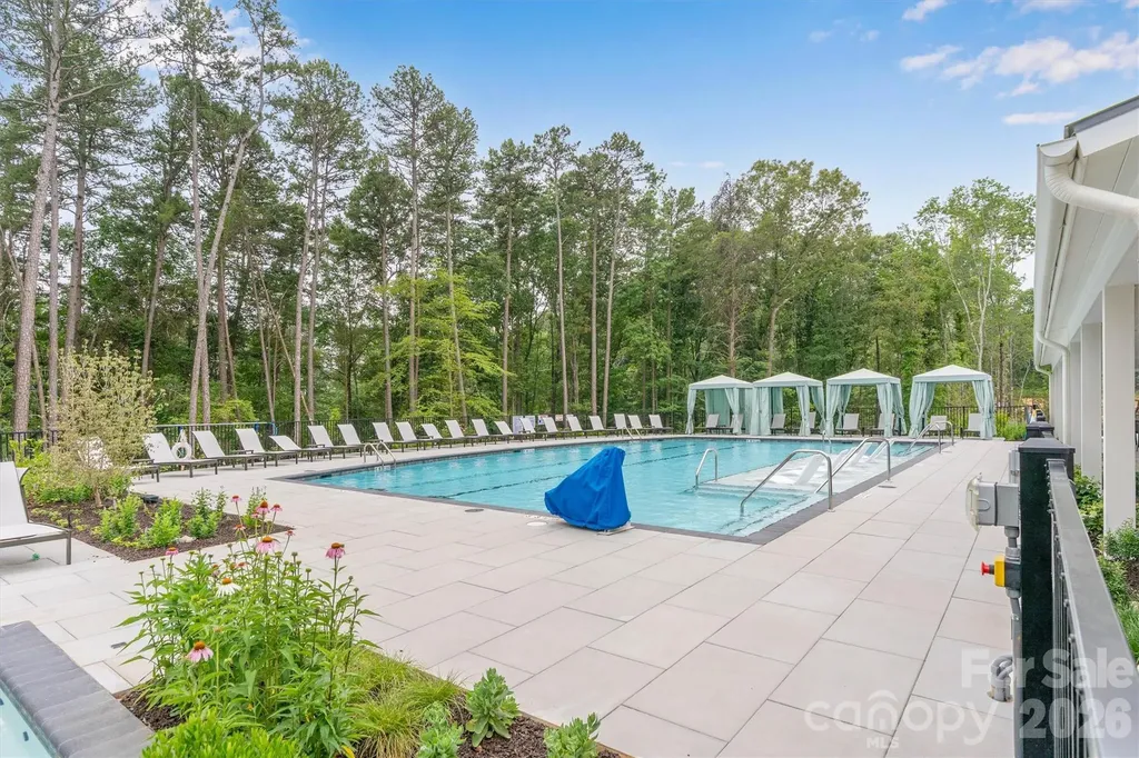 8025 Brookbank Drive Charlotte NC 28269