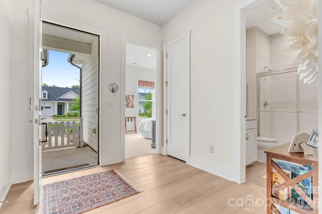 8025 Brookbank Drive Charlotte NC 28269