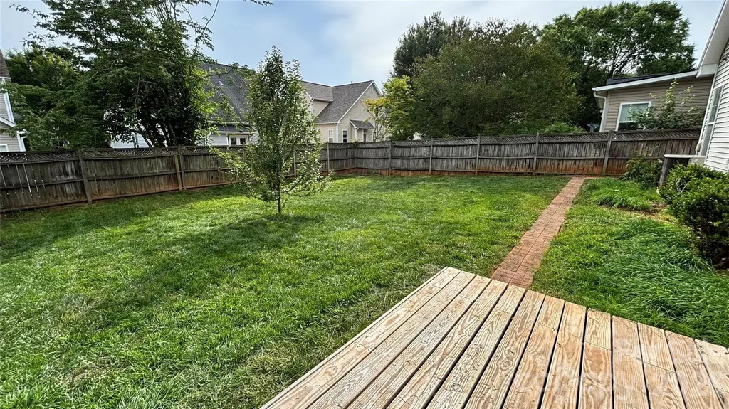 1408 Kenton Lane Asheville NC 28803