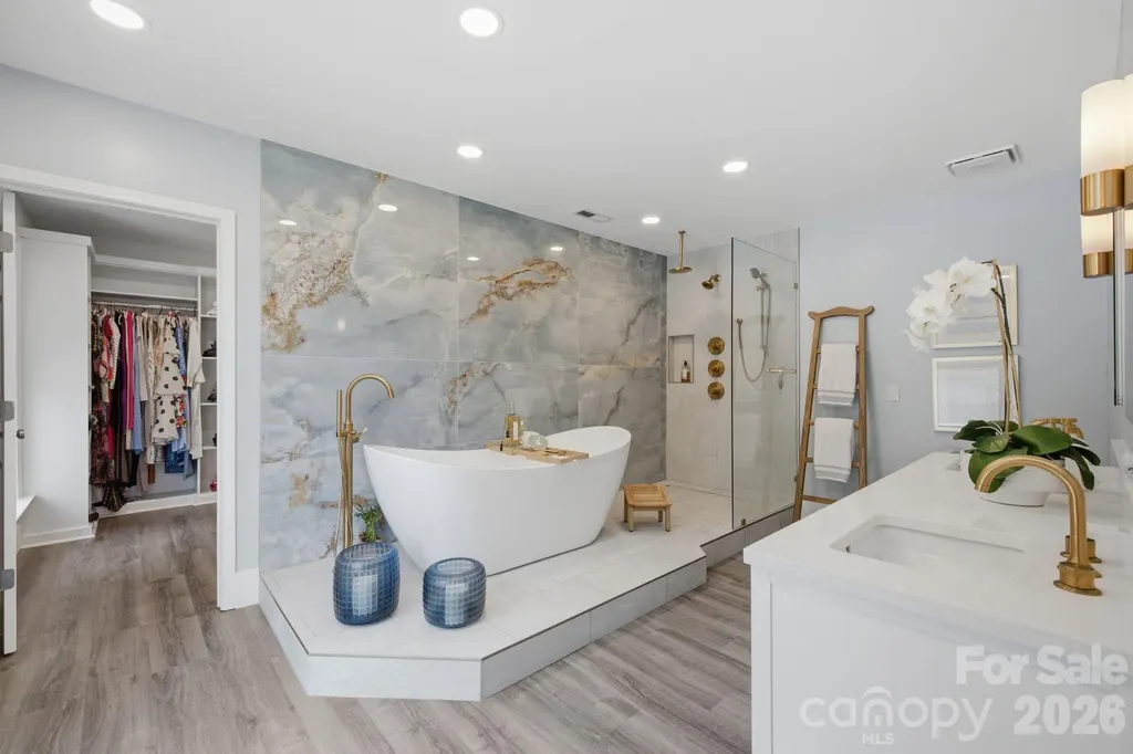 2640 Sadler Road Charlotte NC 28278