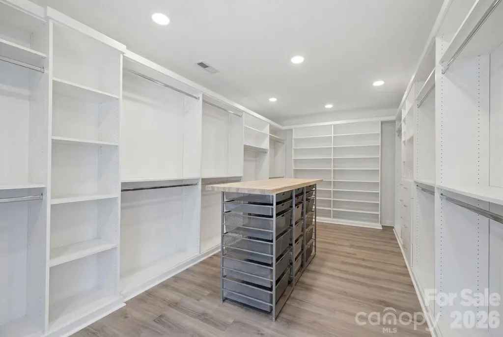 2640 Sadler Road Charlotte NC 28278