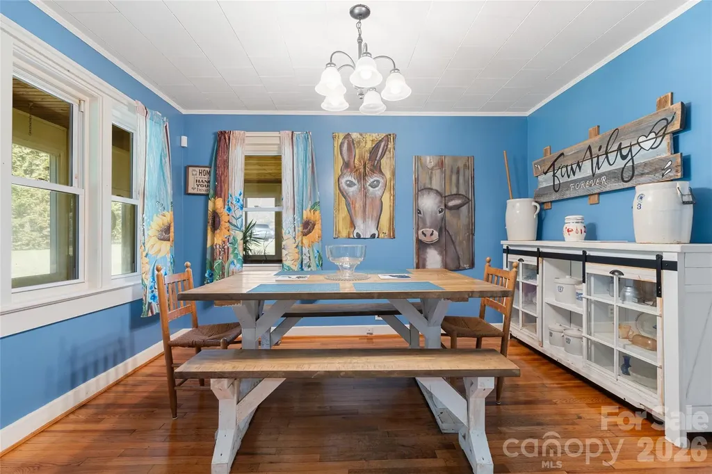 12892 Us 23 Highway Mars Hill NC 28754