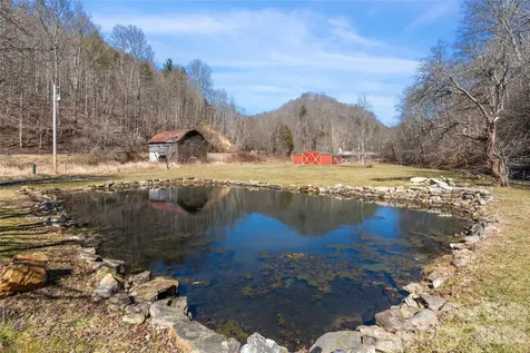 12892 Us 23 Highway Mars Hill NC 28754