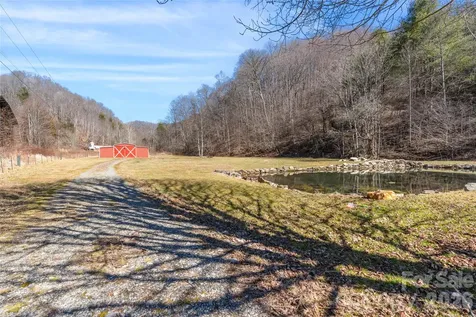 12892 Us 23 Highway Mars Hill NC 28754