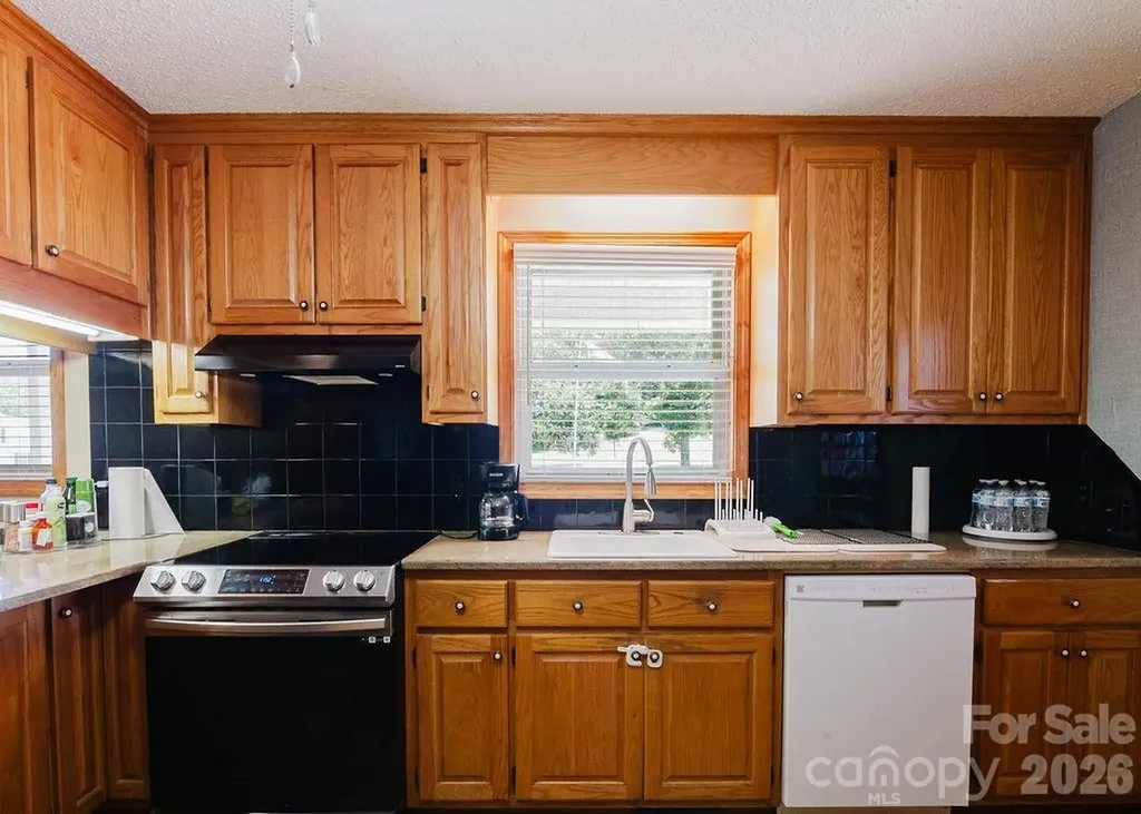 32497 Guard Road Albemarle NC 28001