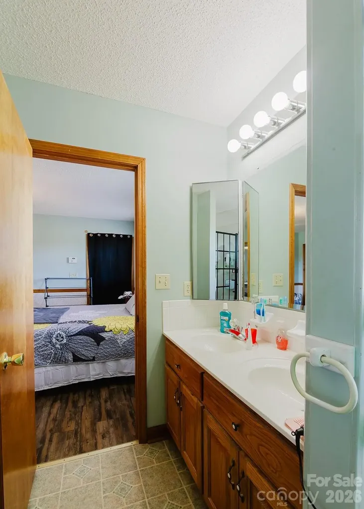 32497 Guard Road Albemarle NC 28001